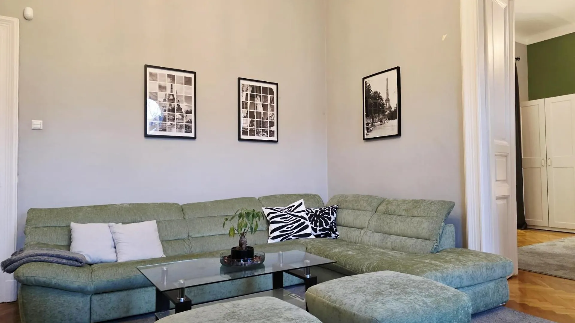 Maison Lumiere Buda - Near M2 Metro Boedapest Appartement